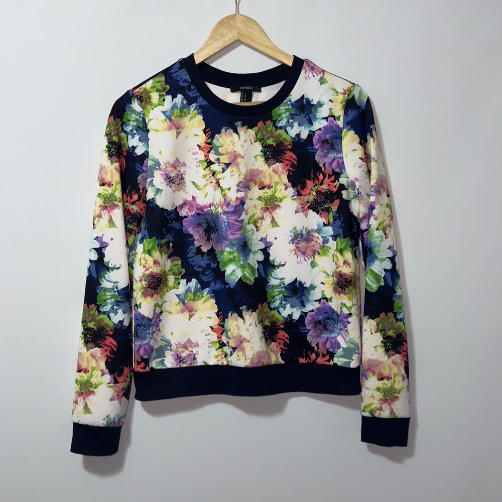 Forever 21 long sleeve Floral Top women’s size medium